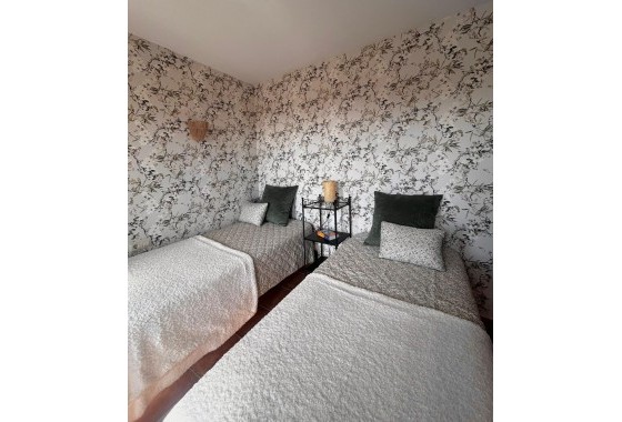 Herverkoop - Appartement / Flat -
Torrevieja - Punta Prima
