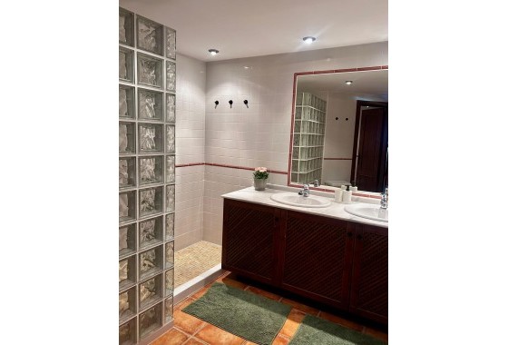 Herverkoop - Appartement / Flat -
Torrevieja - Punta Prima