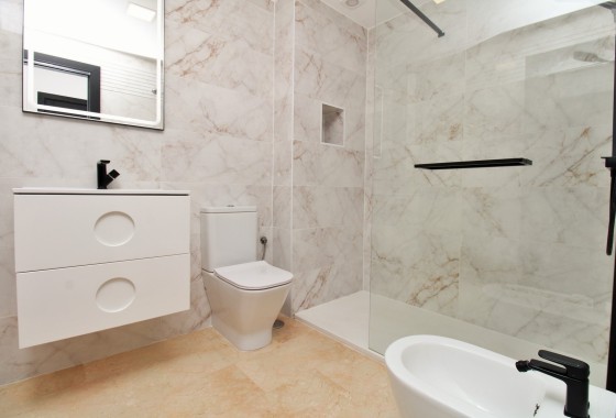 Herverkoop - Appartement / Flat -
Villamartín