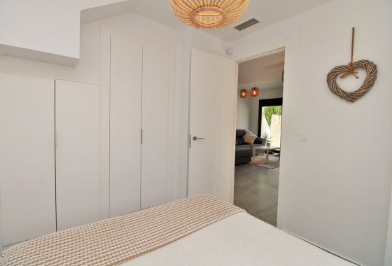 Venta - Chalet Independiente -
Villamartín