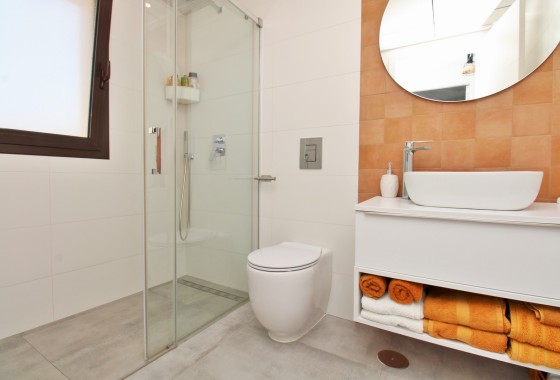 Venta - Chalet Independiente -
Villamartín