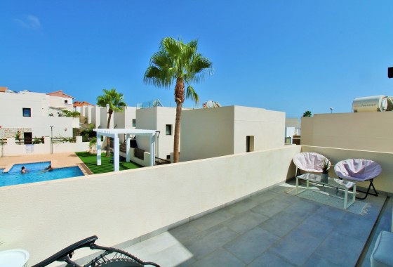 Venta - Chalet Independiente -
Villamartín