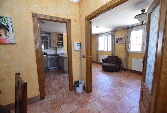 Herverkoop - Vrijstaande Villa -
San Fulgencio - La Escuera