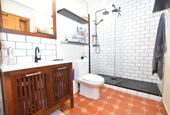 Herverkoop - Vrijstaande Villa -
San Fulgencio - La Escuera