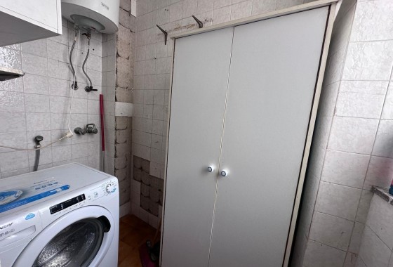 Wiederverkauf - Wohnung / Apartment -
Torrevieja