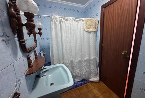 Wiederverkauf - Wohnung / Apartment -
Torrevieja