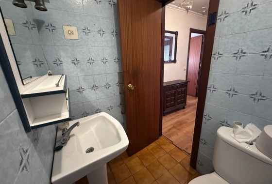 Wiederverkauf - Wohnung / Apartment -
Torrevieja