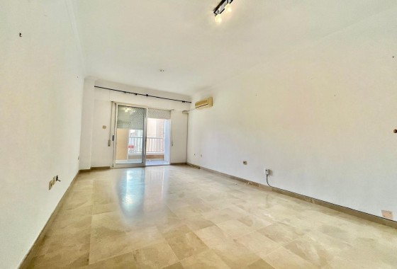Resale - Apartment / Flat -
Torrevieja