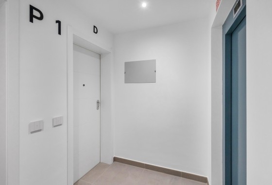 Herverkoop - Appartement / Flat -
Torrevieja - Punta Prima