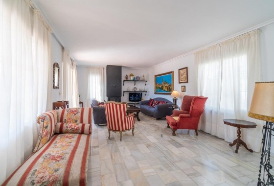 Resale - Detached Villa -
Torrevieja - La Mata