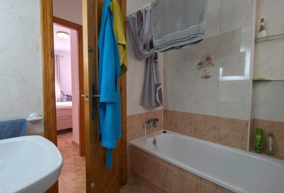 Wiederverkauf - Wohnung / Apartment -
Torrevieja - Playa del Cura