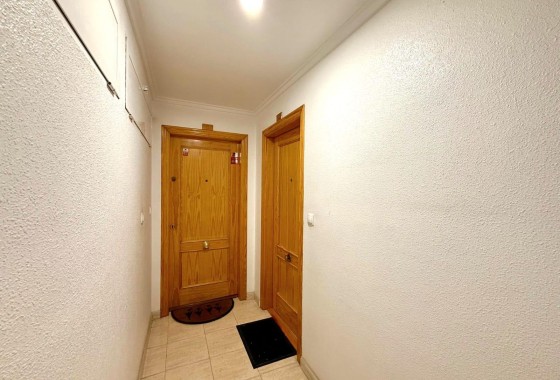Wiederverkauf - Wohnung / Apartment -
Torrevieja - Playa del Cura