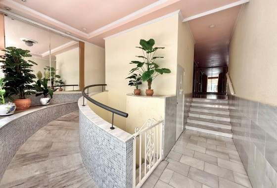 Wiederverkauf - Wohnung / Apartment -
Torrevieja - Playa del Cura