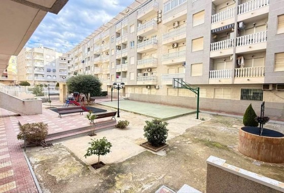 Wiederverkauf - Wohnung / Apartment -
Torrevieja - Playa del Cura