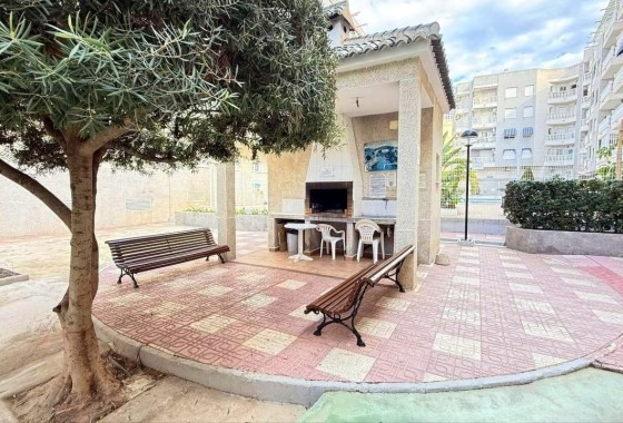 Wiederverkauf - Wohnung / Apartment -
Torrevieja - Playa del Cura