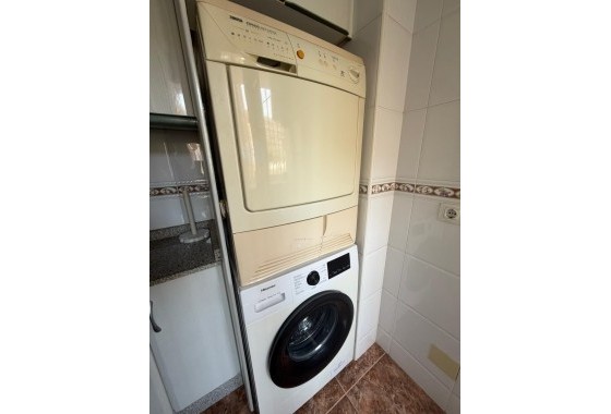 Herverkoop - Appartement / Flat -
Torrevieja - Punta Prima