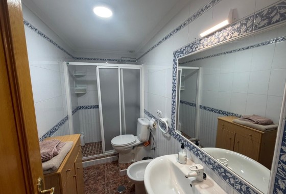Herverkoop - Appartement / Flat -
Torrevieja - Punta Prima