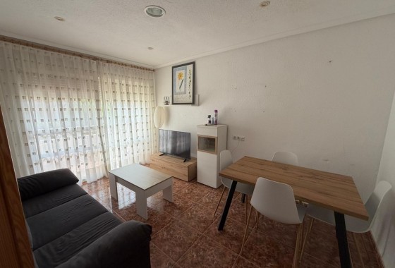 Herverkoop - Appartement / Flat -
Torrevieja - Punta Prima