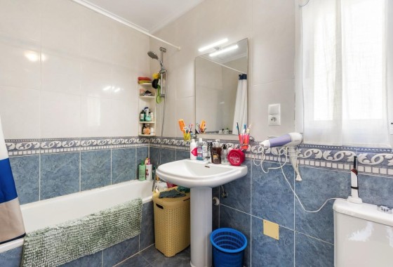 Revente - Appartement -
Orihuela Costa - Las Filipinas