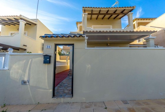 Revente - Appartement -
Orihuela Costa - Las Filipinas