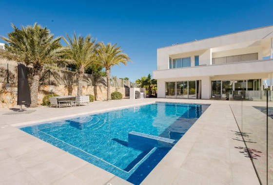 Resale - Detached Villa -
Orihuela Costa - Las Colinas Golf