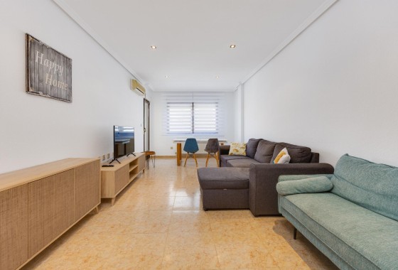 Wiederverkauf - Wohnung / Apartment -
San Miguel de Salinas