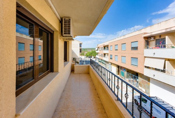 Wiederverkauf - Wohnung / Apartment -
San Miguel de Salinas