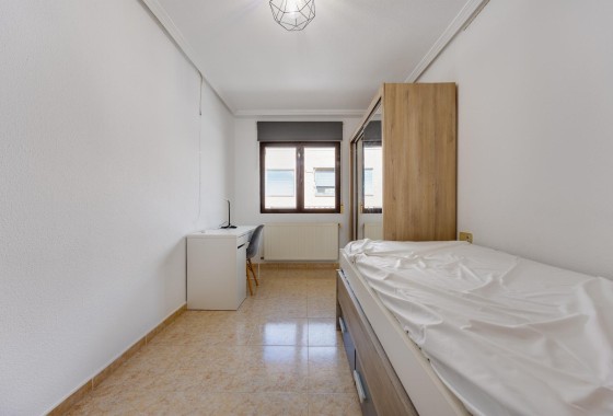 Wiederverkauf - Wohnung / Apartment -
San Miguel de Salinas