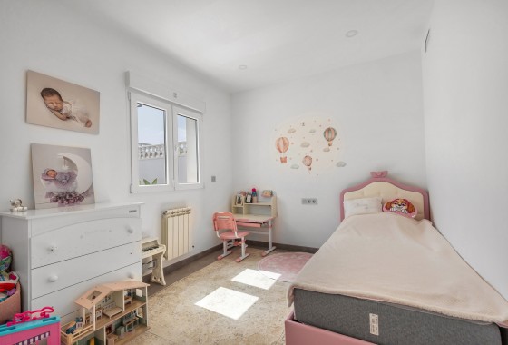 Sprzedaż - Willa wolnostojąca -
Torrevieja - Los Balcones