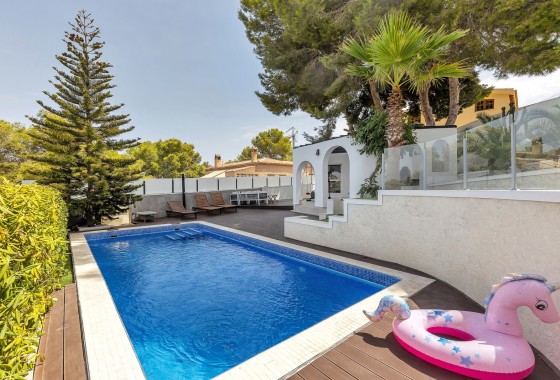Sprzedaż - Willa wolnostojąca -
Torrevieja - Los Balcones