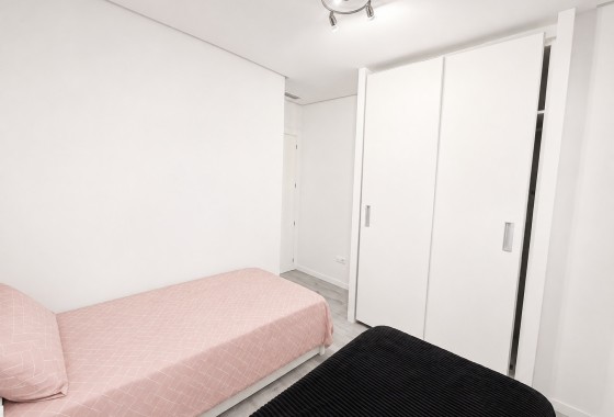 Sprzedaż - Apartament / Mieszkanie -
Los Dolses