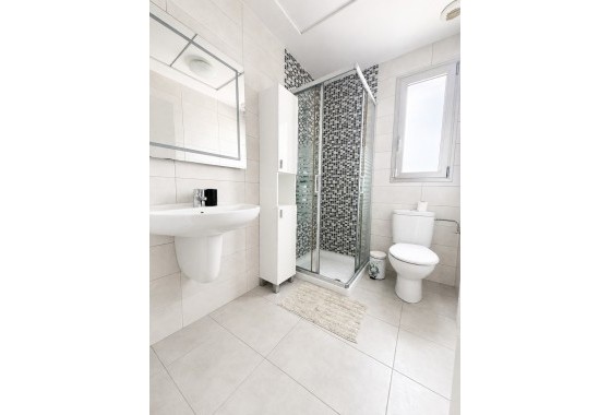 Sprzedaż - Apartament / Mieszkanie -
Los Dolses
