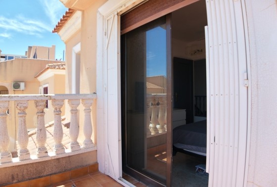 Venta - Chalet Independiente -
Orihuela Costa