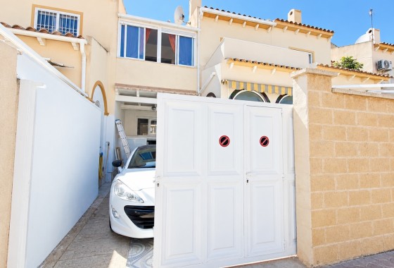Resale - Townhouse -
Playa Flamenca