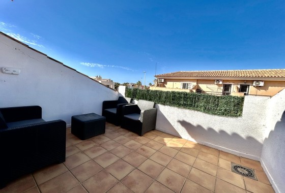 Revente - Maison de ville -
La Zenia