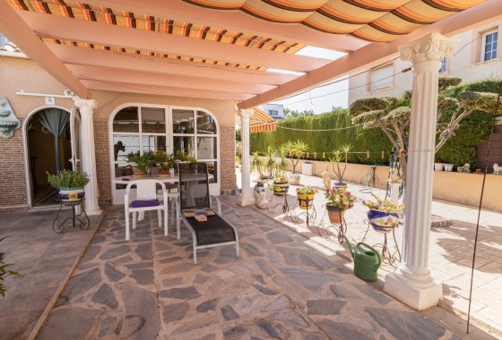 Herverkoop - Vrijstaande Villa -
La Regia - Costa Blanca