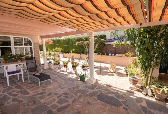 Herverkoop - Vrijstaande Villa -
La Regia - Costa Blanca