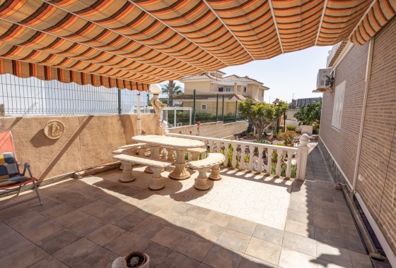 Herverkoop - Vrijstaande Villa -
La Regia - Costa Blanca