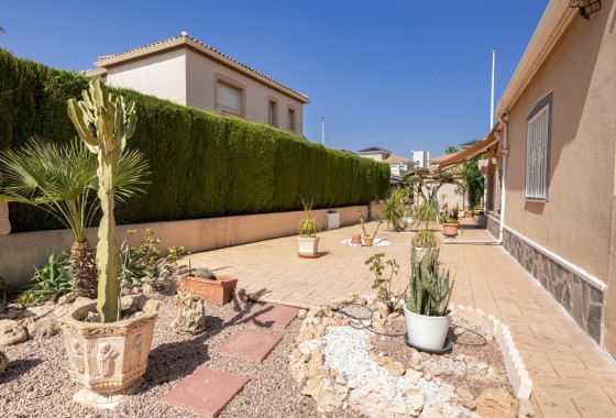 Herverkoop - Vrijstaande Villa -
La Regia - Costa Blanca
