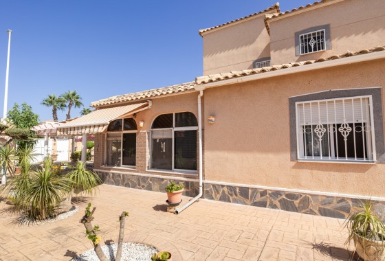 Herverkoop - Vrijstaande Villa -
La Regia - Costa Blanca