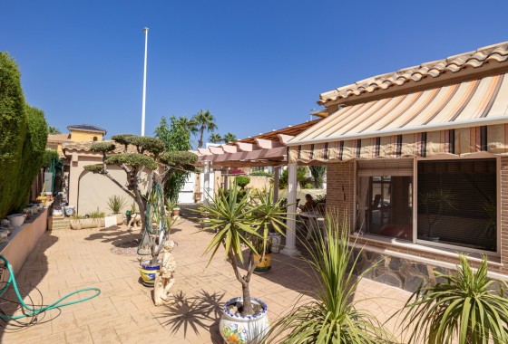 Herverkoop - Vrijstaande Villa -
La Regia - Costa Blanca