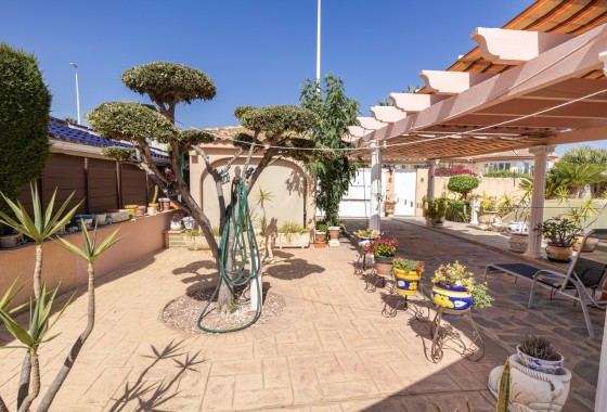 Herverkoop - Vrijstaande Villa -
La Regia - Costa Blanca