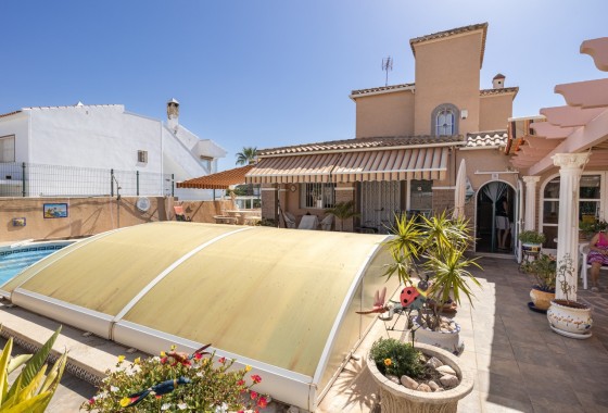 Herverkoop - Vrijstaande Villa -
La Regia - Costa Blanca