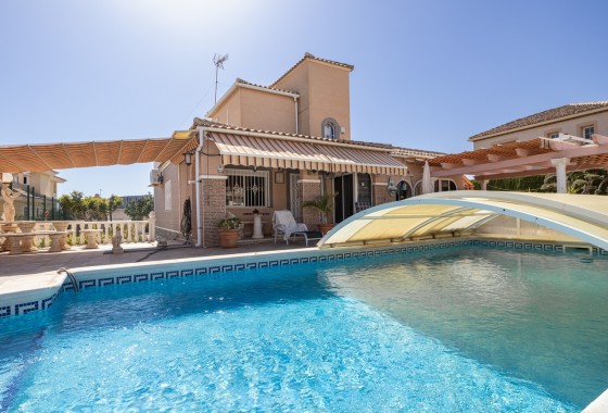 Herverkoop - Vrijstaande Villa -
La Regia - Costa Blanca