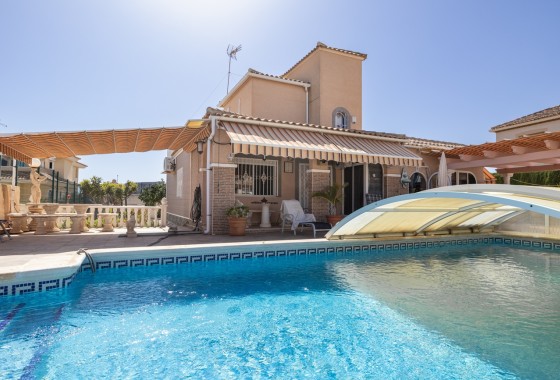 Herverkoop - Vrijstaande Villa -
La Regia - Costa Blanca