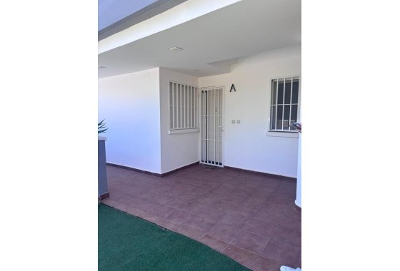 Venta - Apartamento / Piso -
Villamartín