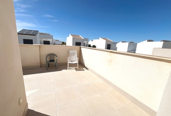 Herverkoop - Halfvrijstaande villa -
Ciudad Quesada - Rojales - Pueblo Bravo