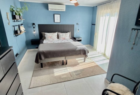 Resale - Detached Villa -
San Luis