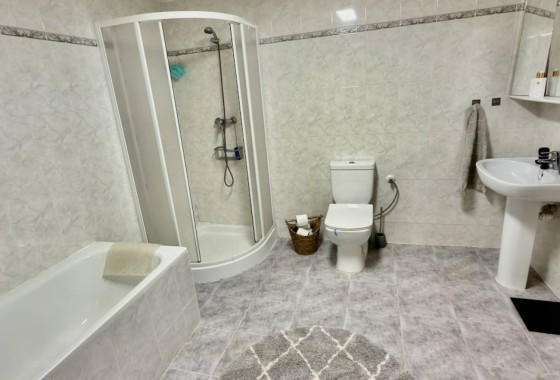 Resale - Detached Villa -
San Luis