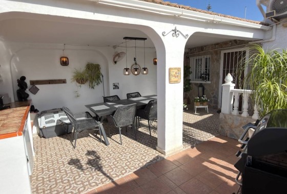Resale - Detached Villa -
San Luis